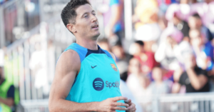 B barca doi hinh lewandowski